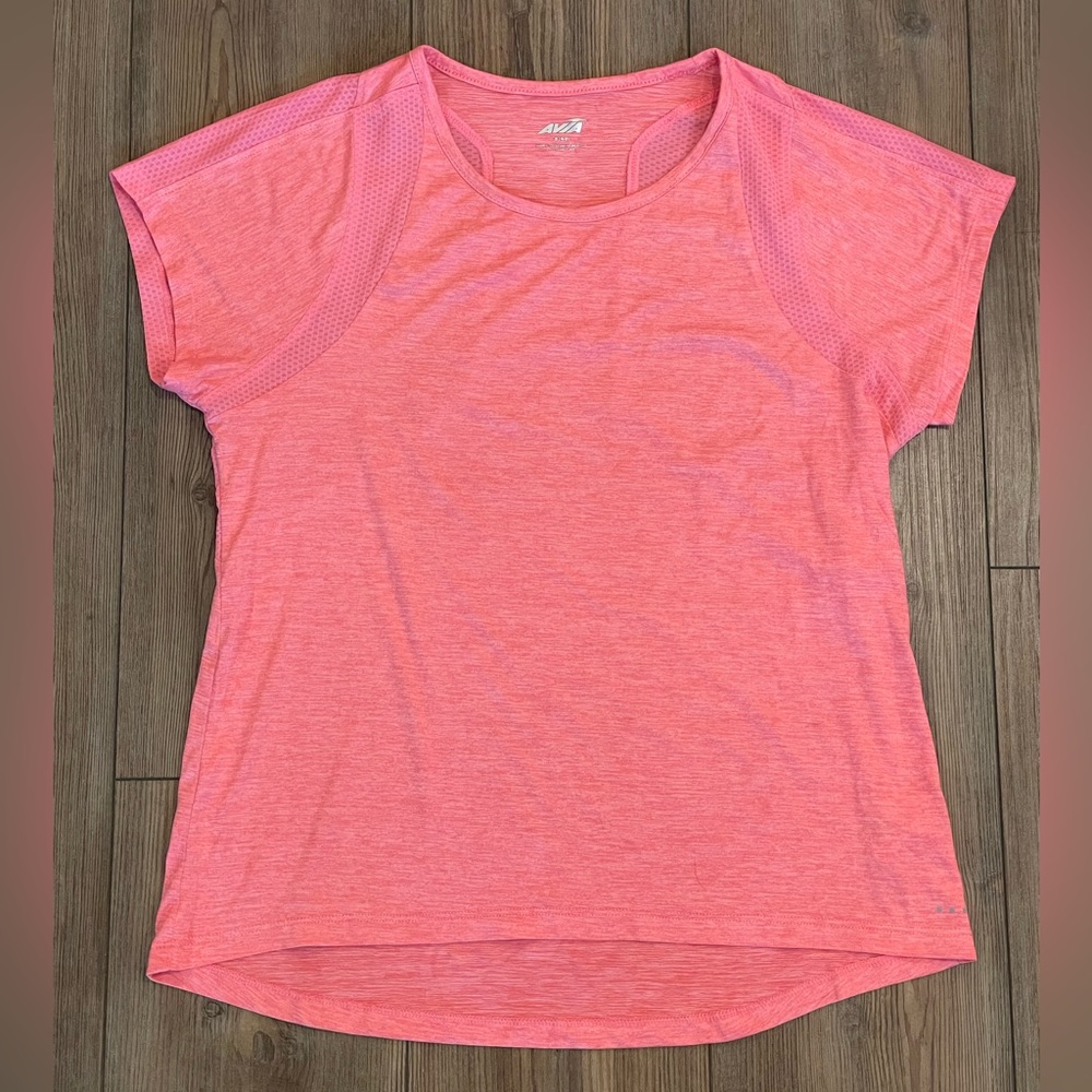 Avia coral/peach exercise shirt with vented